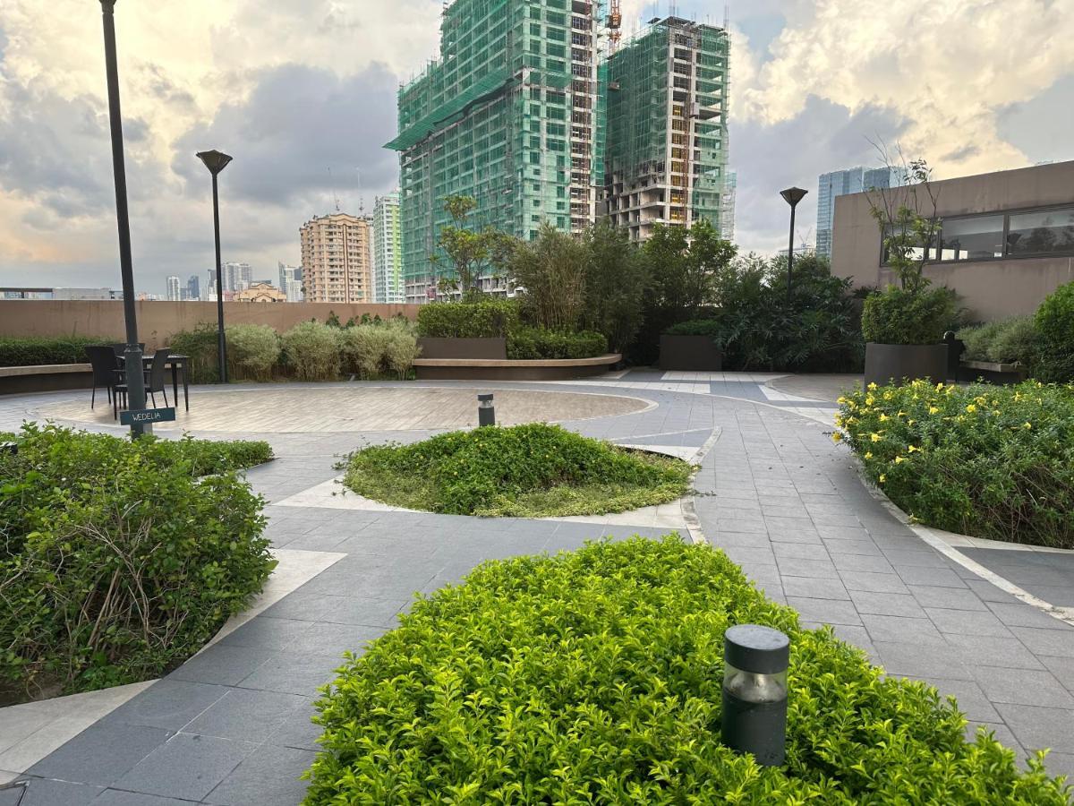 The Radiance Manila Bay Apartment ภายนอก รูปภาพ