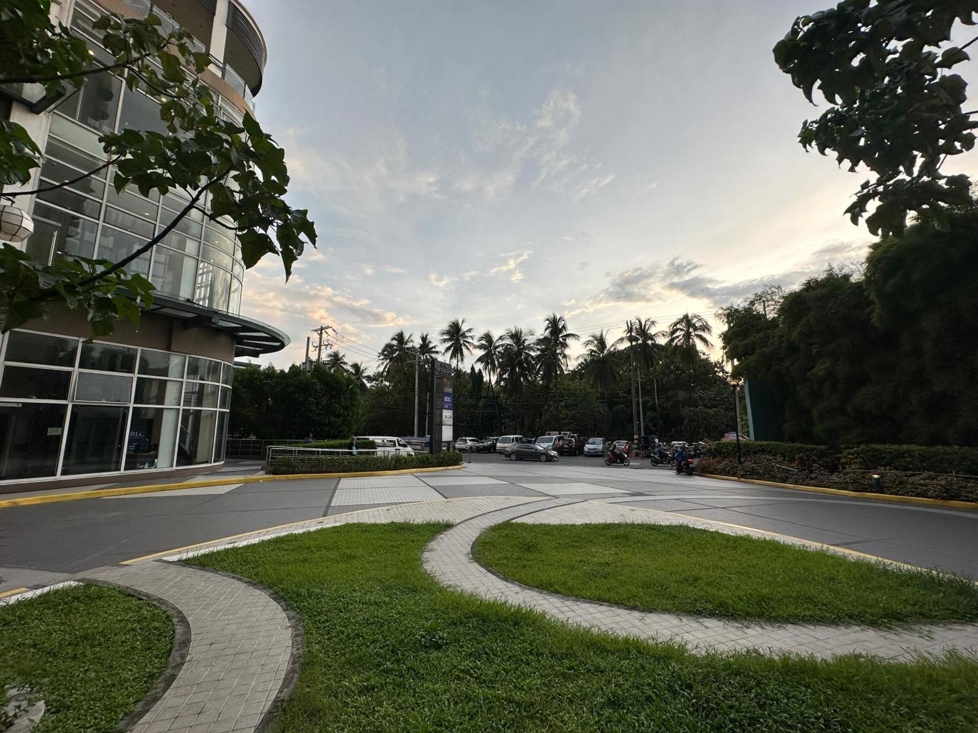 The Radiance Manila Bay Apartment ภายนอก รูปภาพ
